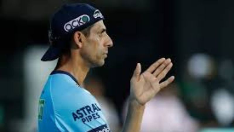 Ashish Nehra rejects BCCI's offer to coach Team India, offer extended to Dravid